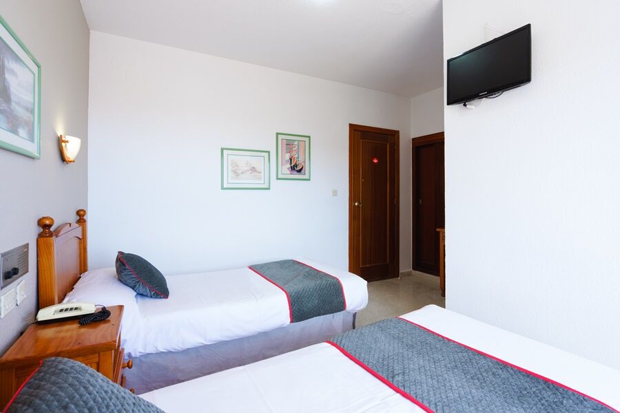 Oyo Hotel Costa Andaluza Motril Exteriör bild